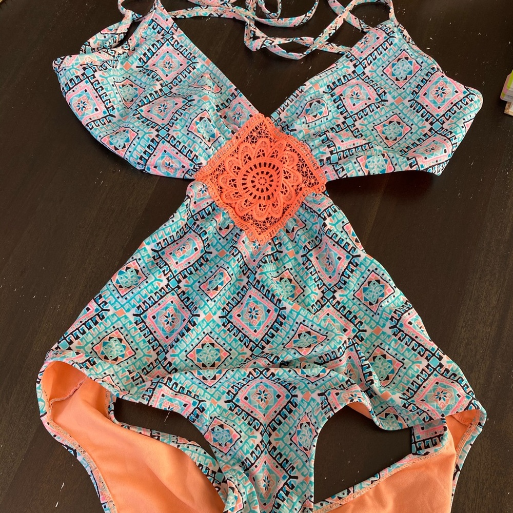 Xhilaration swimsuit